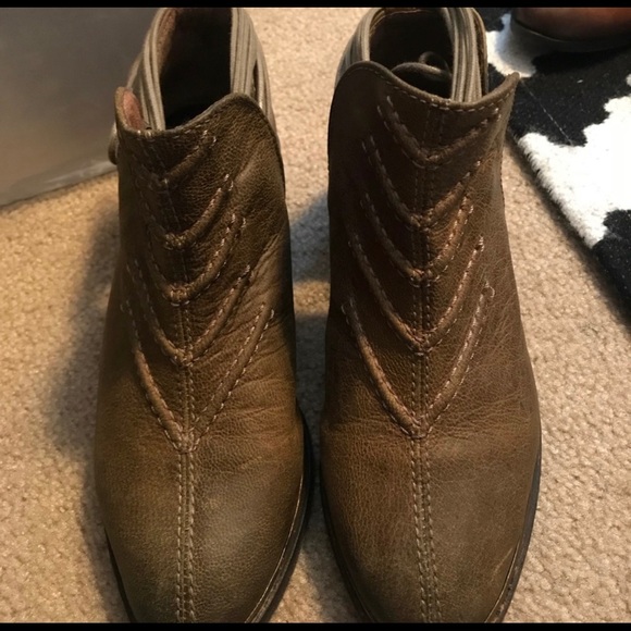 Free People Boots! Size 37 (7). Barely worn. - Picture 2 of 2